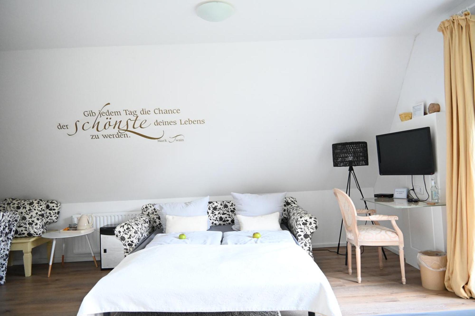 Landsitzhotel Und Seminarium Peterhof Hodorf Ngoại thất bức ảnh