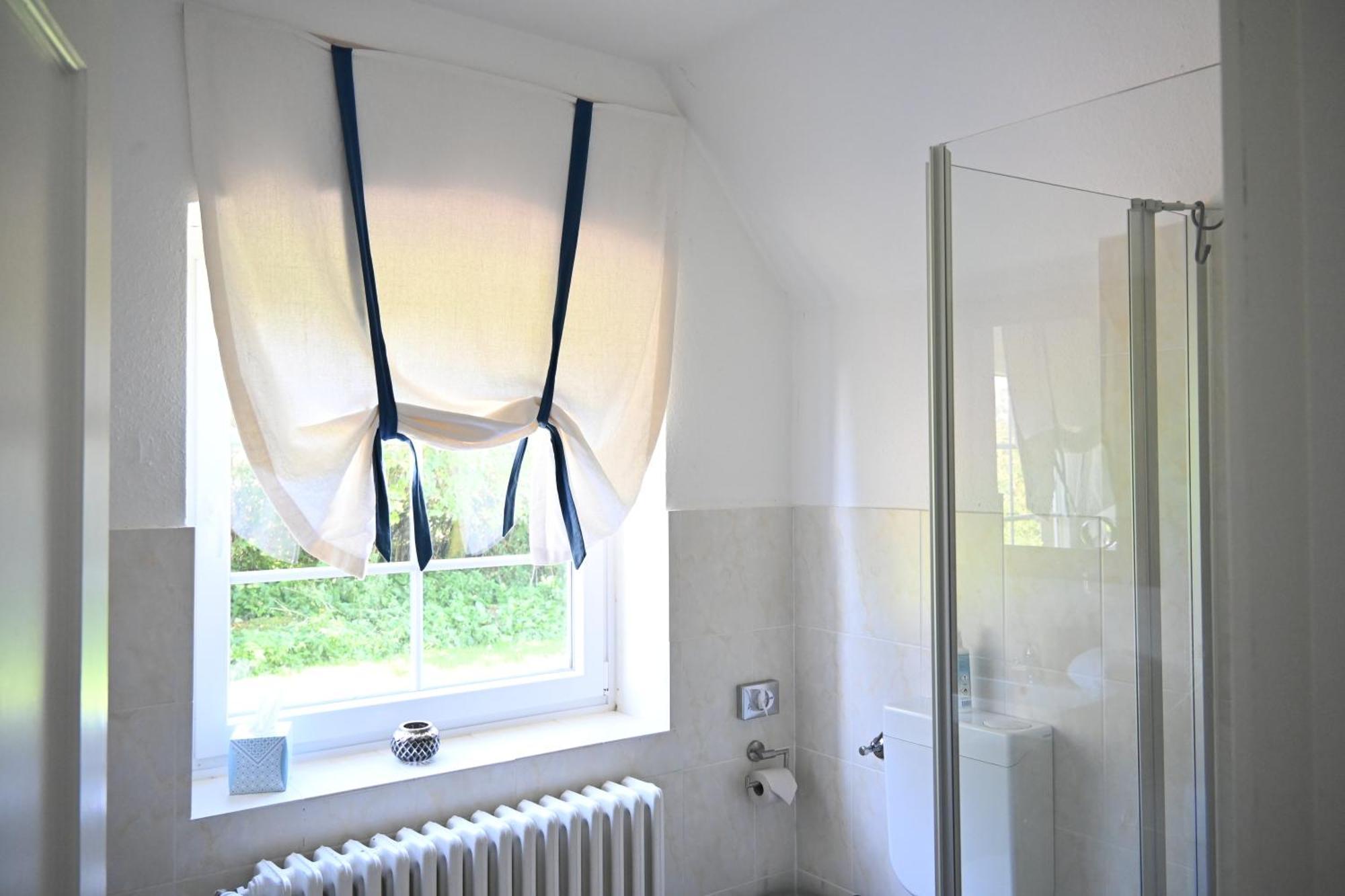 Landsitzhotel Und Seminarium Peterhof Hodorf Ngoại thất bức ảnh