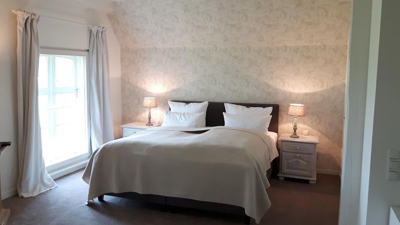 Landsitzhotel Und Seminarium Peterhof Hodorf Ngoại thất bức ảnh